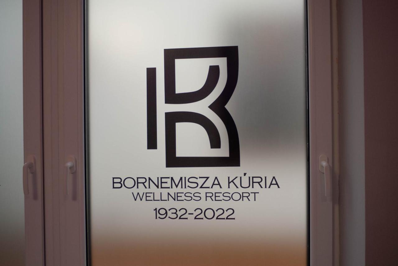 Bornemisza Kuria Wellness Resort Tiszabecs Extérieur photo